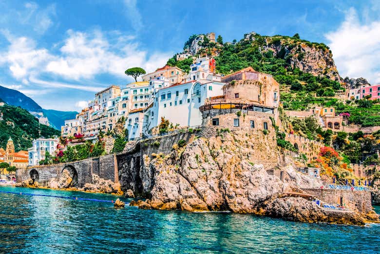 Explore the Amalfi Coast