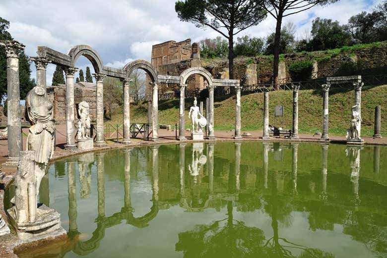 The magnificent gardens at Hadrian's Villa